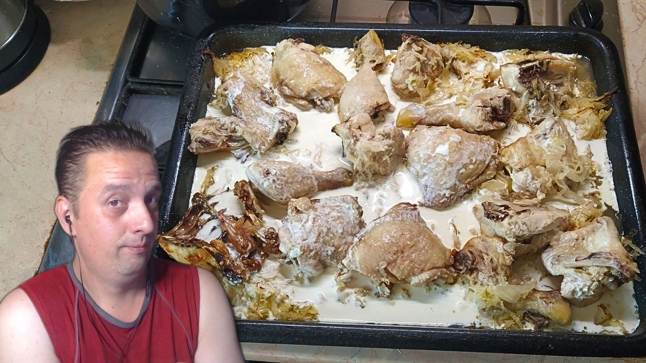Fajne Kurča S Kyslou Kapustou Na Smotane